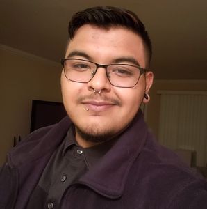 Meet your Posher, Dominic